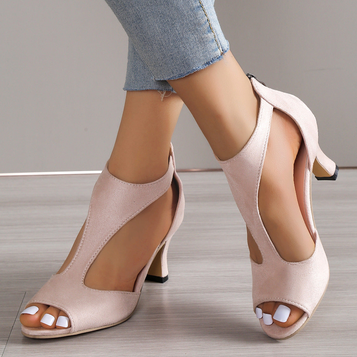 【🔥EU 35-43】👡2025 Nowe modne damskie rzymskie buty na wysokim obcasie